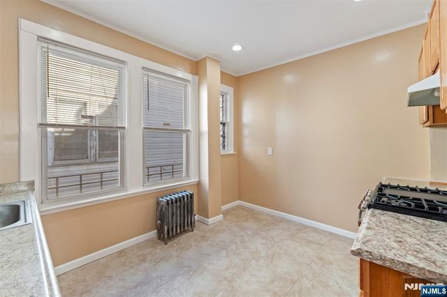 50 Underwood Street, Newark, NJ 07106