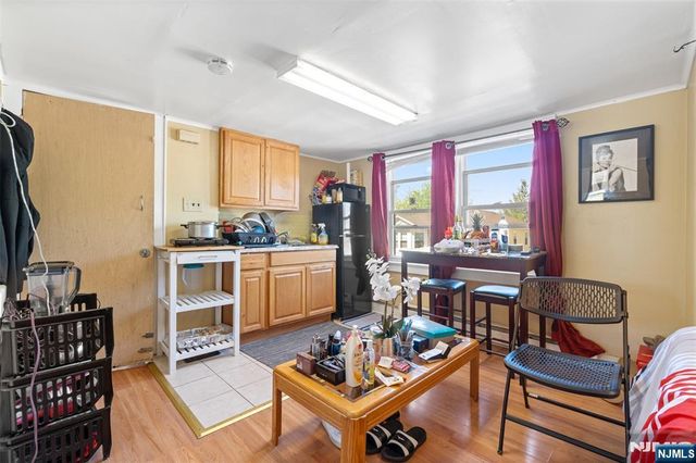 50 Underwood Street, Newark, NJ 07106