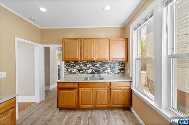 50 Underwood Street, Newark, NJ 07106