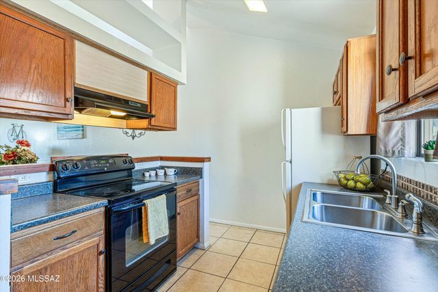 650 W Balboa Drive, Tucson, AZ 85705