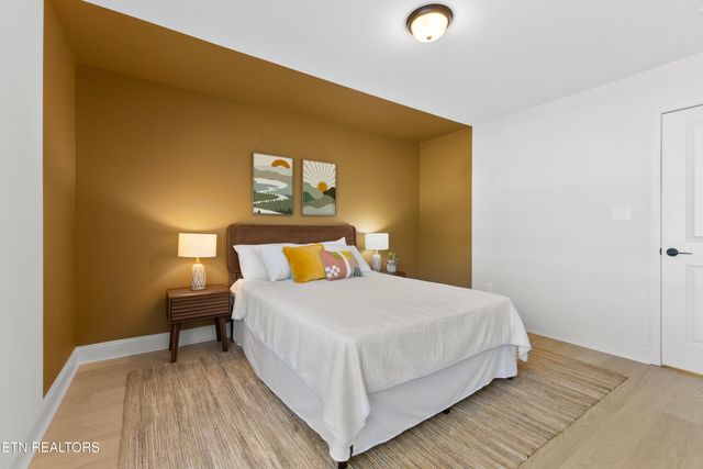 1805 Bennett Village Drive, Maryville, TN 37804