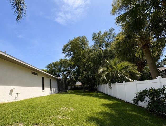 18608 AUTUMN LAKE BOULEVARD, Hudson, FL 34667