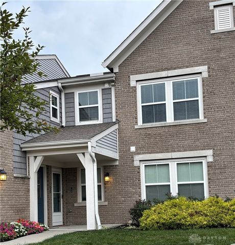 136 Waterhaven Way, Springboro, OH 45066