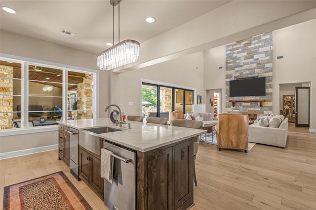 5449 Night Sage Lane, Fort Worth, TX 76109