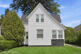 168 Kerby Road, Grosse Pointe Farms, MI 48236