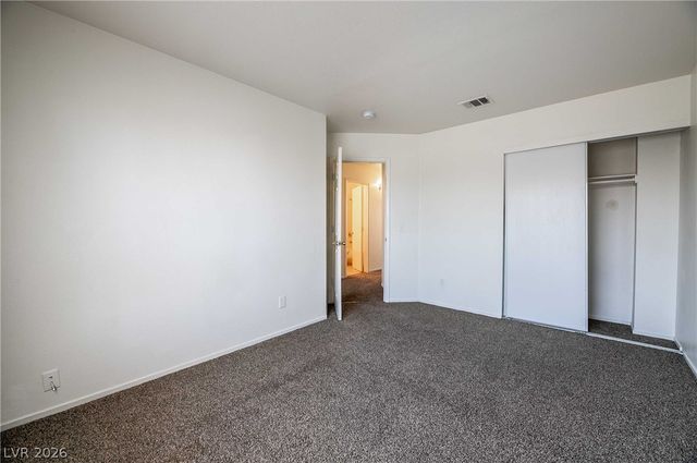 2930 Seasons Avenue, Henderson, NV 89074