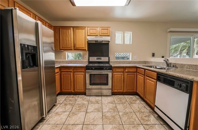 2930 Seasons Avenue, Henderson, NV 89074