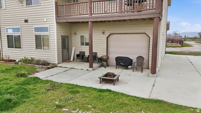 6207 W 1900 N, Warren, UT 84404