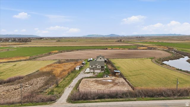 6207 W 1900 N, Warren, UT 84404