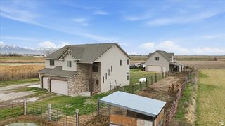 6207 W 1900 N, Warren, UT 84404