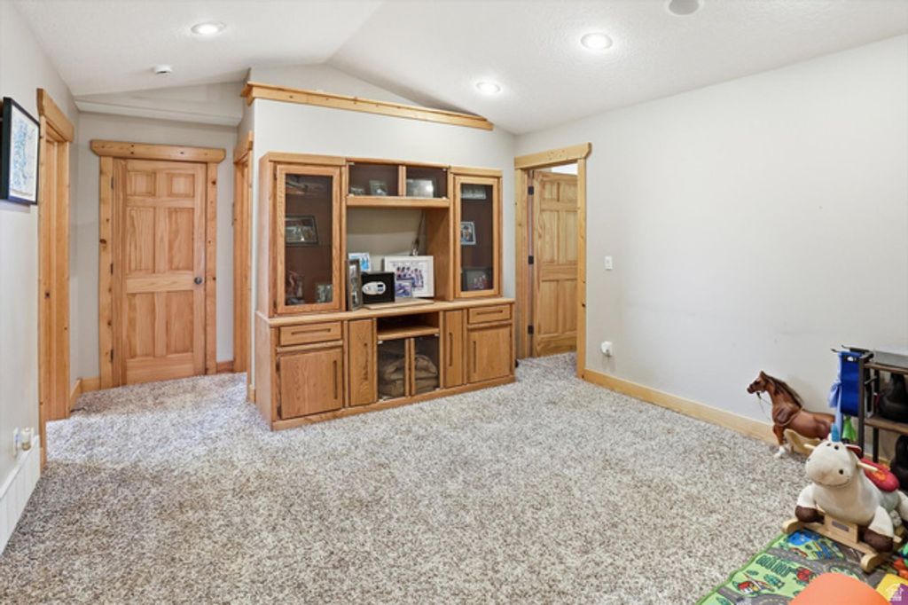 Image 31 of property listing at 6207 W 1900 N, Warren, UT 84404