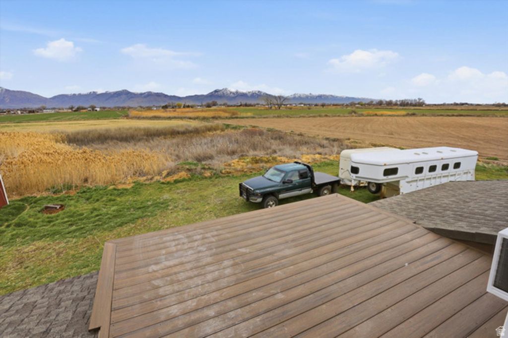 Image 65 of property listing at 6207 W 1900 N, Warren, UT 84404