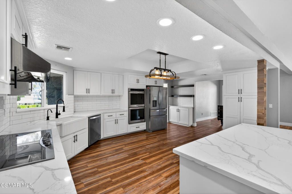 Image 7 of property listing at 14824 Sunrise Hill Road, Riverside, CA 92508