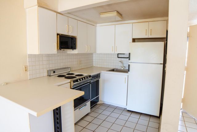 1650 NE 115th Street 208, Miami, FL 33181