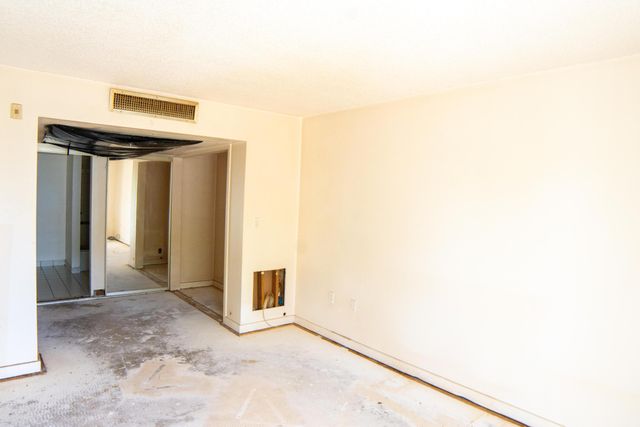 1650 NE 115th Street 208, Miami, FL 33181