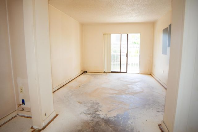 1650 NE 115th Street 208, Miami, FL 33181