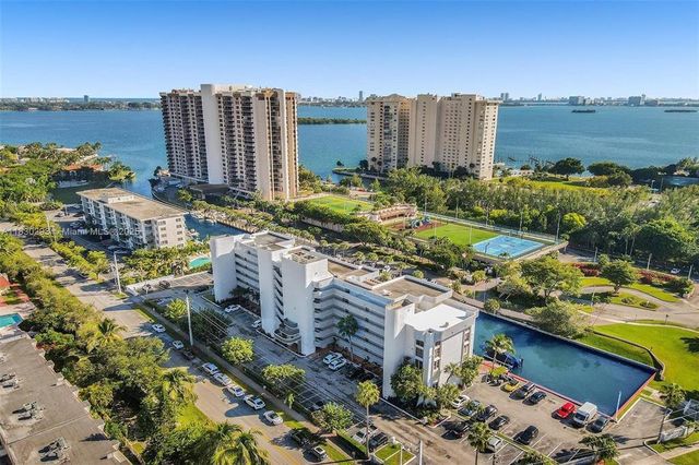 1650 NE 115th Street 208, Miami, FL 33181