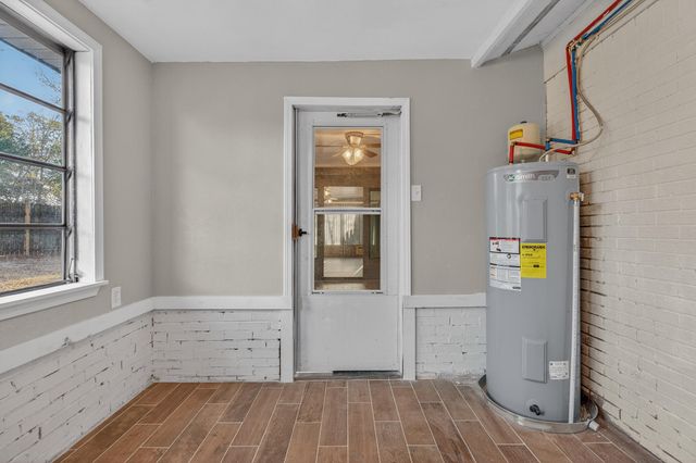 420 Paradise Road, Niceville, FL 32578