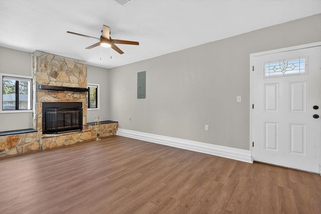 420 Paradise Road, Niceville, FL 32578