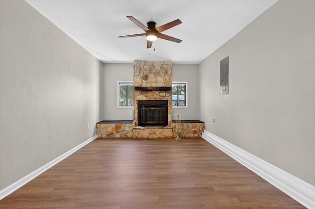 420 Paradise Road, Niceville, FL 32578