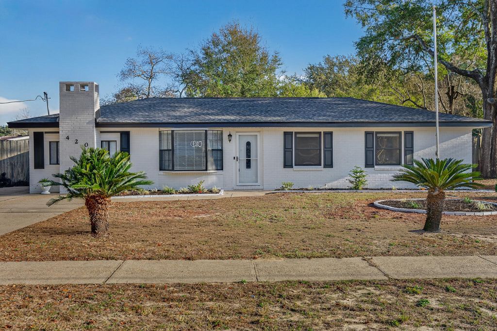 420 Paradise Road, Niceville, FL 32578