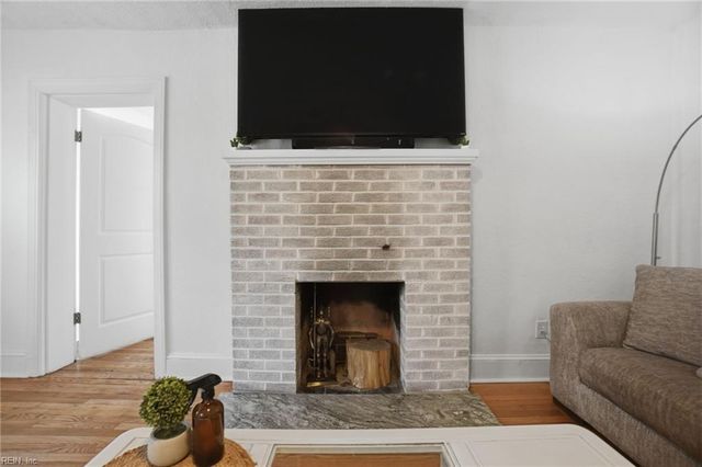 124 Armstrong ST, Portsmouth, VA 23704