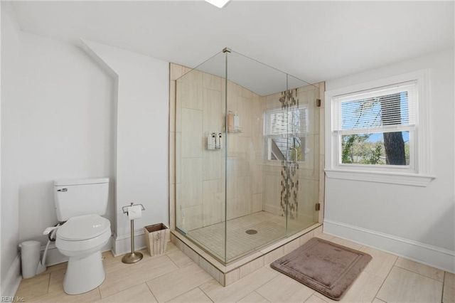 124 Armstrong ST, Portsmouth, VA 23704