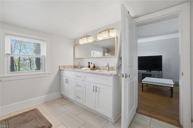 124 Armstrong ST, Portsmouth, VA 23704