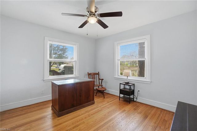 124 Armstrong ST, Portsmouth, VA 23704