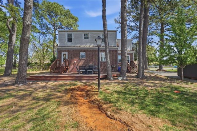 124 Armstrong ST, Portsmouth, VA 23704