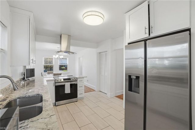 124 Armstrong ST, Portsmouth, VA 23704