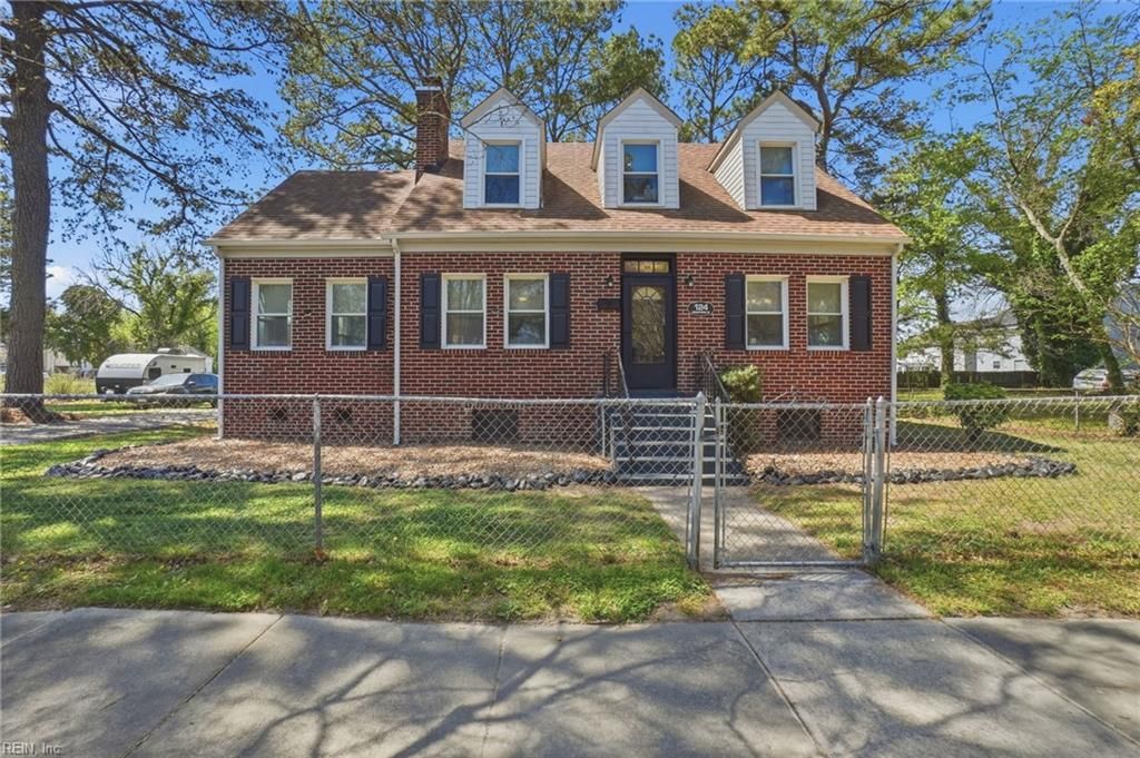 124 Armstrong ST, Portsmouth, VA 23704