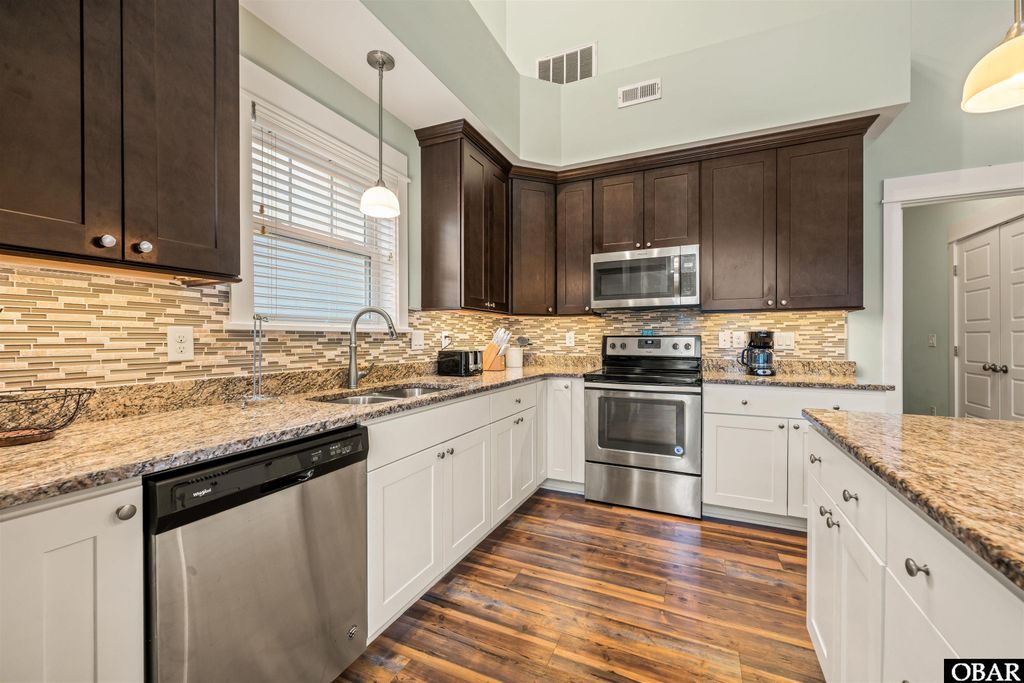 Image 11 of property listing at 1092A Keepers Way Lot 13A, Corolla, NC 27927