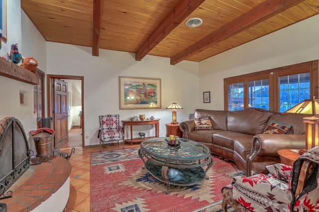 707 Walden Road, Corrales, NM 87048