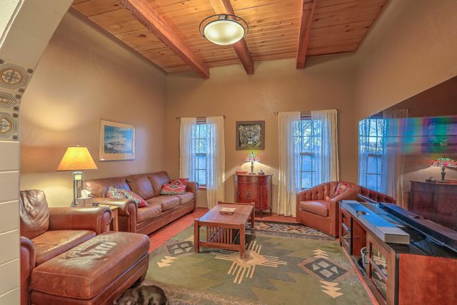 707 Walden Road, Corrales, NM 87048