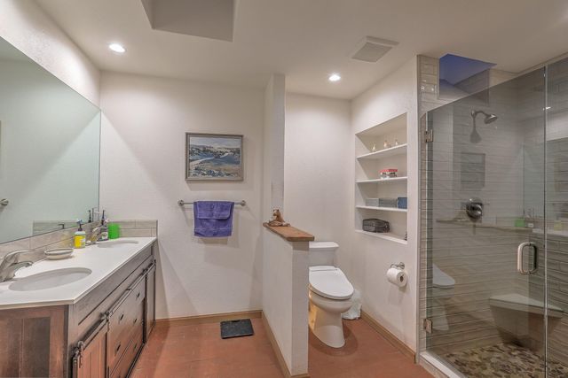 707 Walden Road, Corrales, NM 87048