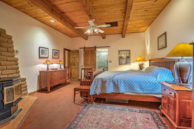 707 Walden Road, Corrales, NM 87048