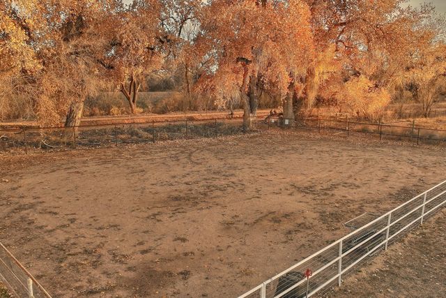 707 Walden Road, Corrales, NM 87048