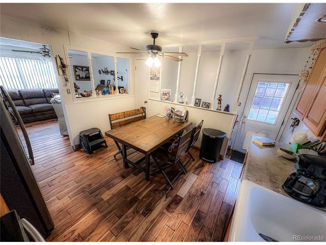 2612 S Field Ct, Lakewood, CO 80227