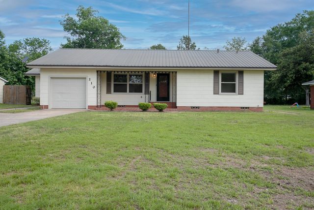 210 W Kansas Street, Van, TX 75790