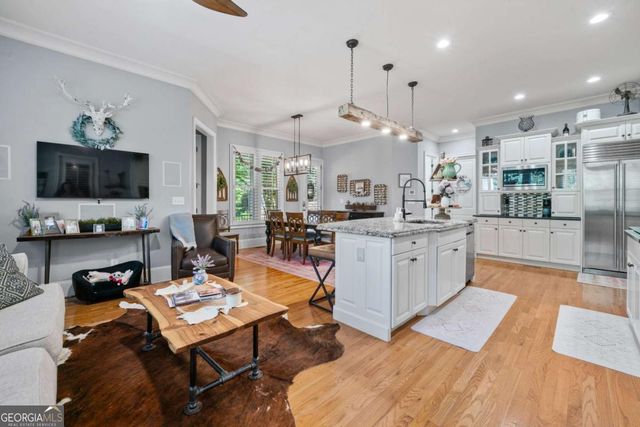 11 York Trace, Cartersville, GA 30121