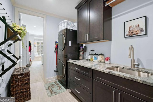 11 York Trace, Cartersville, GA 30121