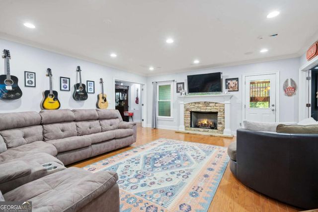 11 York Trace, Cartersville, GA 30121