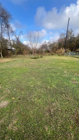 1203 Castledale Drive, Houston, TX 77037