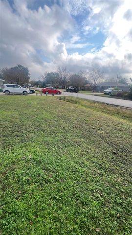 1203 Castledale Drive, Houston, TX 77037