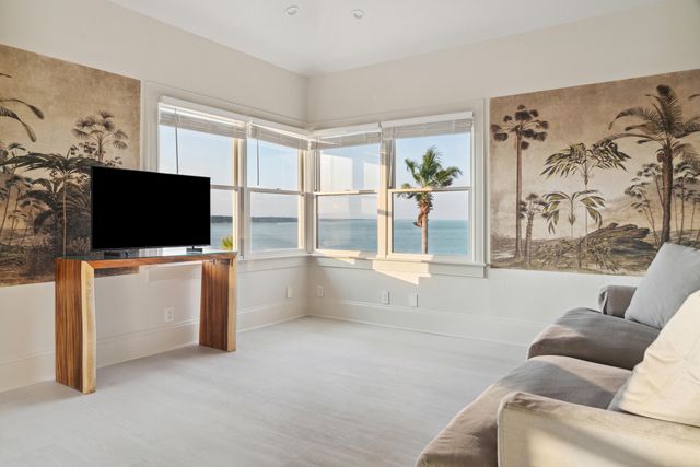 61 Ocean Point Drive, Isle Of Palms, SC 29451