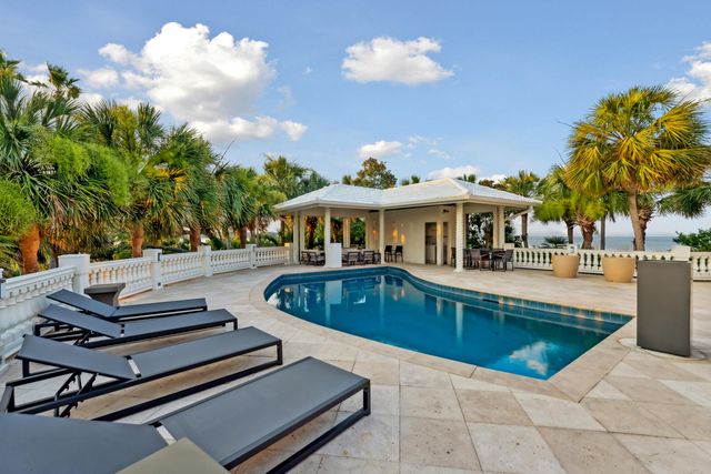 61 Ocean Point Drive, Isle Of Palms, SC 29451