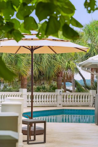 61 Ocean Point Drive, Isle Of Palms, SC 29451