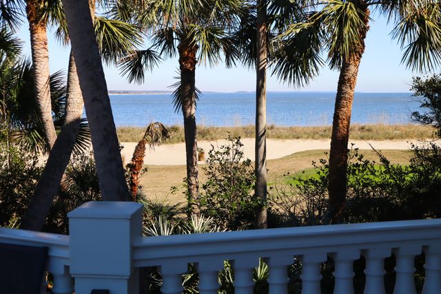 61 Ocean Point Drive, Isle Of Palms, SC 29451