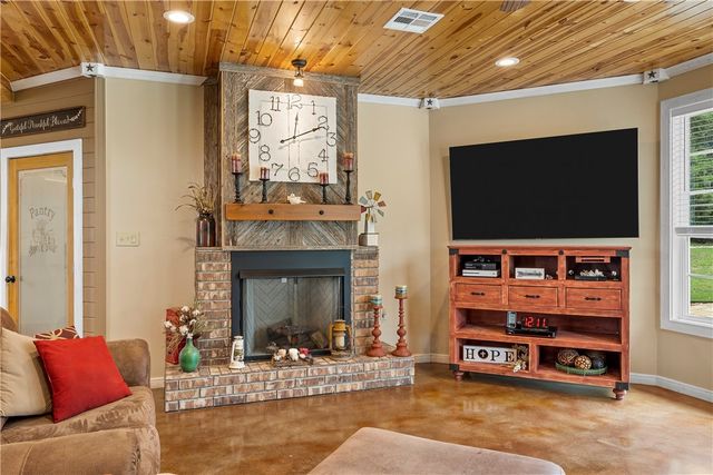 655 Hwy 236, Moody, TX 76557